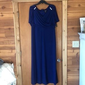 NWT R&M Richards dark blue full length formal dress